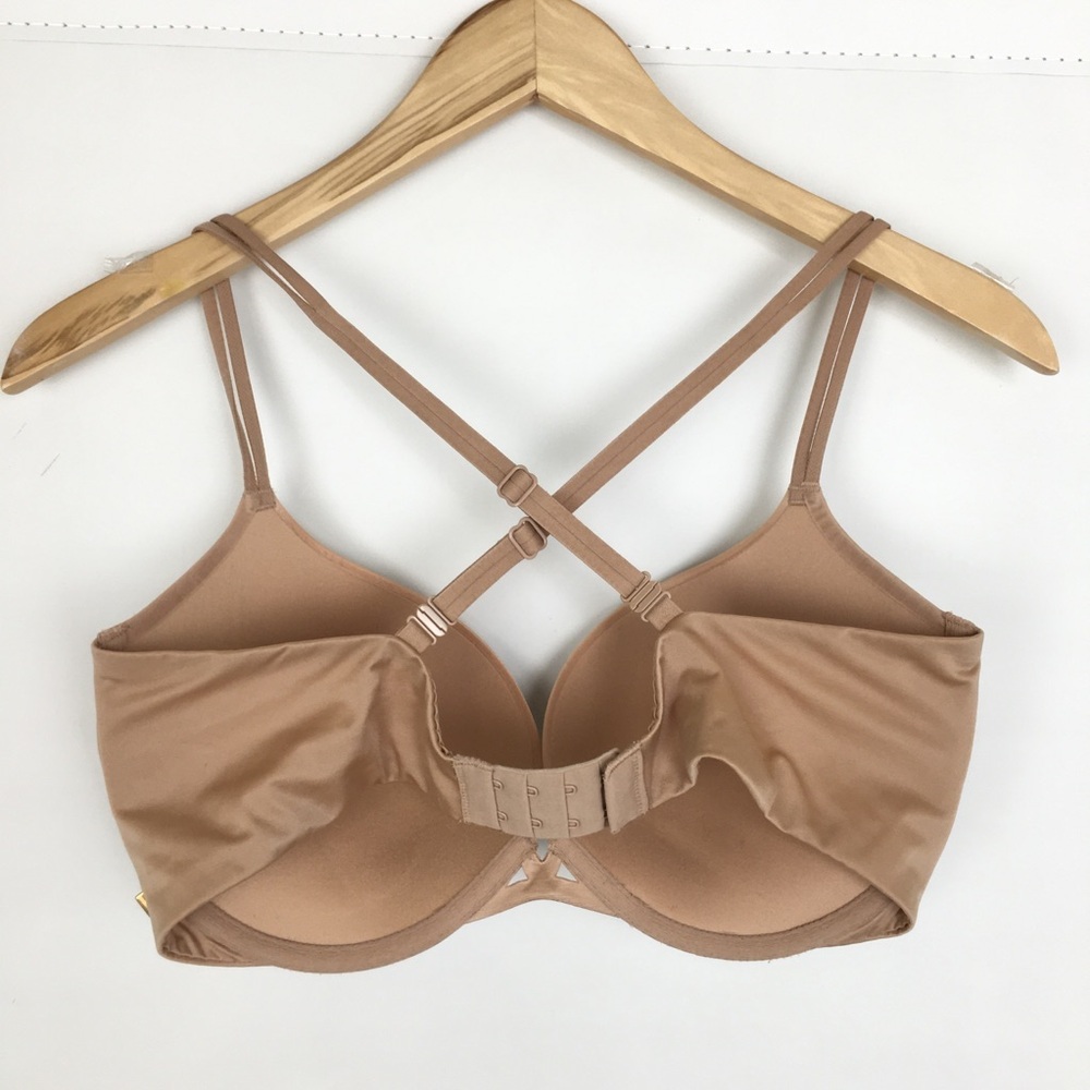 Victoria's Secret Very Sexy Push Up Pigeonnant Bra Nude Tan Underwire Size 34DD - Picture 4 of 8